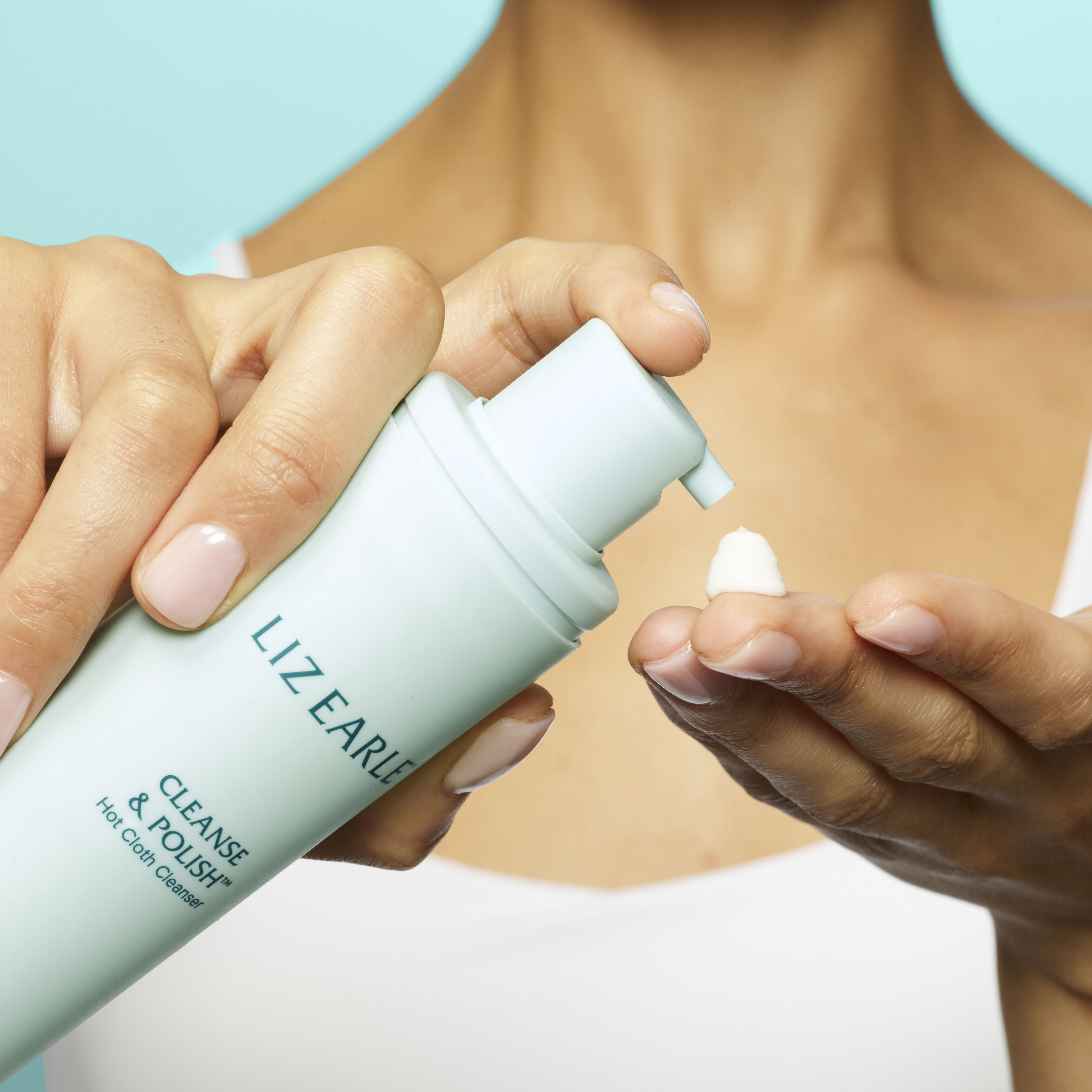 Cleanse & Polish™ Hot Cloth Cleanser | Liz Earle Beauty Co.